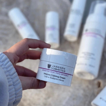 INTENSE CALMING CREAM l Vahvistava täyteläinen voide herkistyneelle, punoittavalle iholle l Janssen Cosmetics